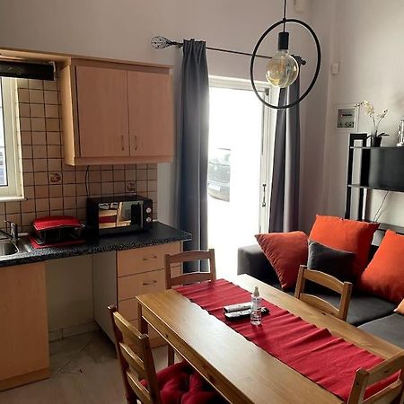 Comfy Apartment With Low Ceiling Attic Aten Exteriör bild